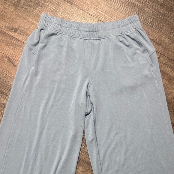lululemon athletica Light Blue Wide-Leg Women's Casual Pants - Picture 2 of 13